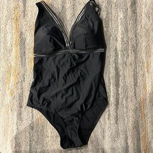 Torrid one piece size 3